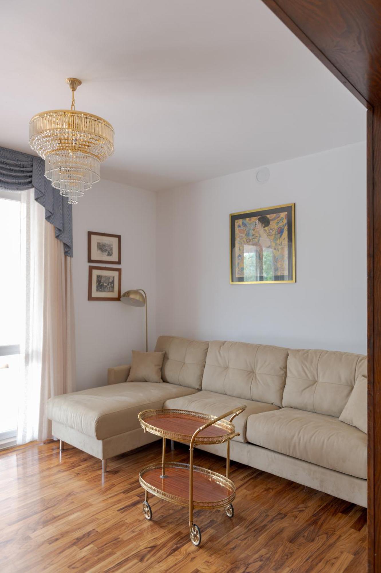 Villa Carini With 3000 Mq Garden & Heated Pool Кастельнуово-дель-Гарда Экстерьер фото